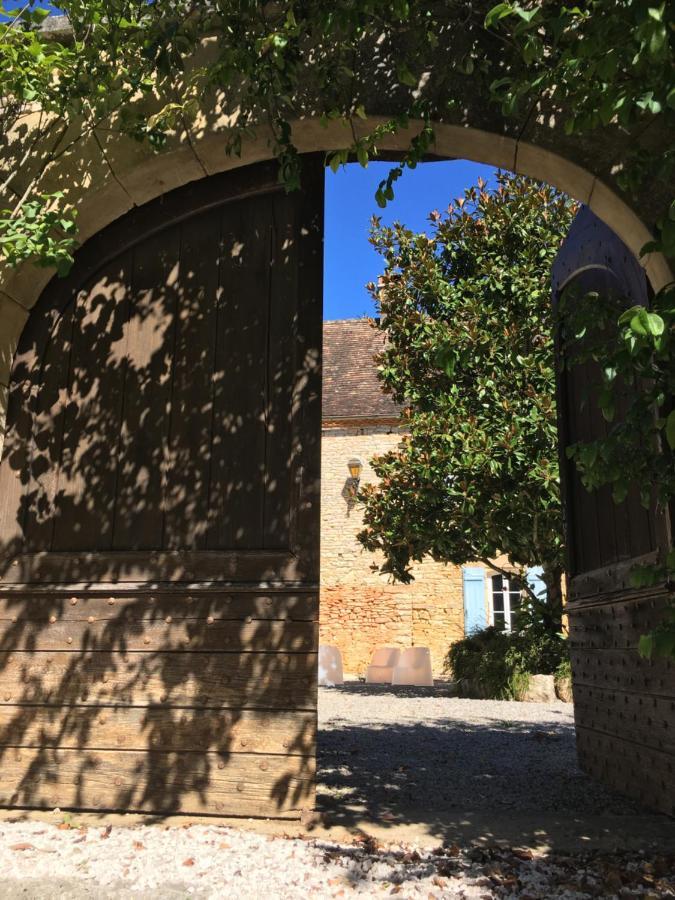 Gite Dordogne Perigord Hautefort Экстерьер фото