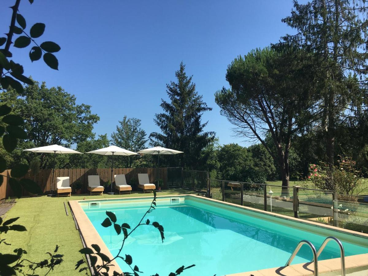 Gite Dordogne Perigord Hautefort Экстерьер фото